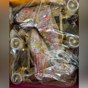 Brand New In The Box Impala Roller-skates size 8 women -  Cynthia Rowley Floral